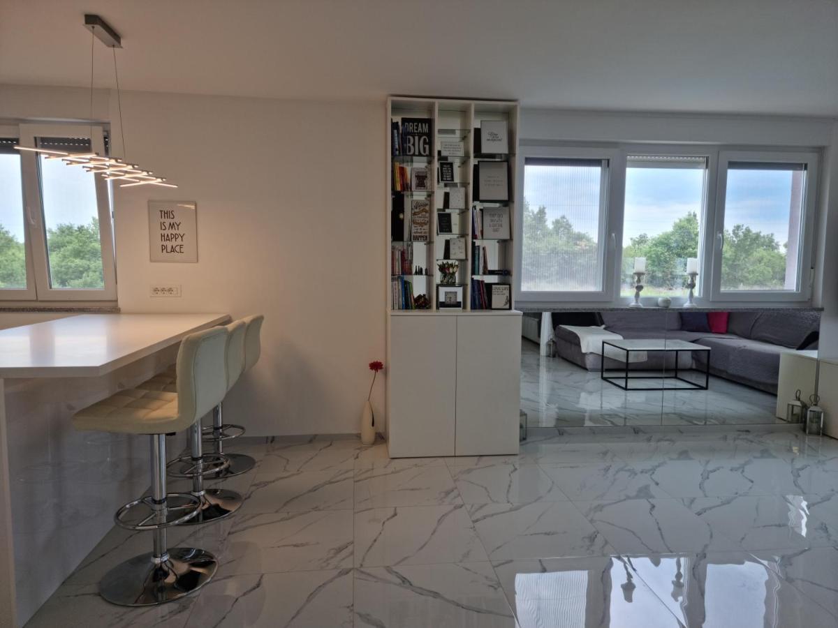 Luxury Apartment Umag Zewnętrze zdjęcie